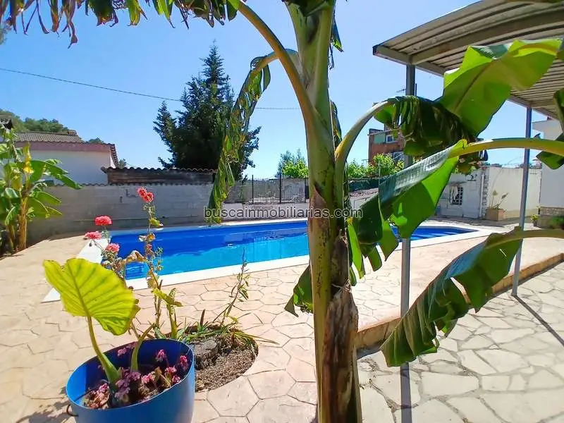 Villa en Venta en Cubelles Corral d en Cona Cerca de la Playa