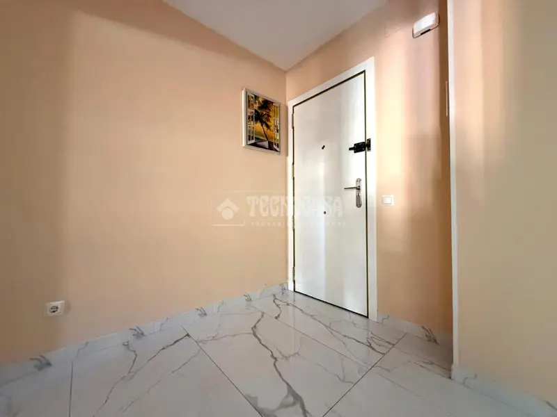 Piso Reformado 4 Dormitorios Lloreda Badalona VPO