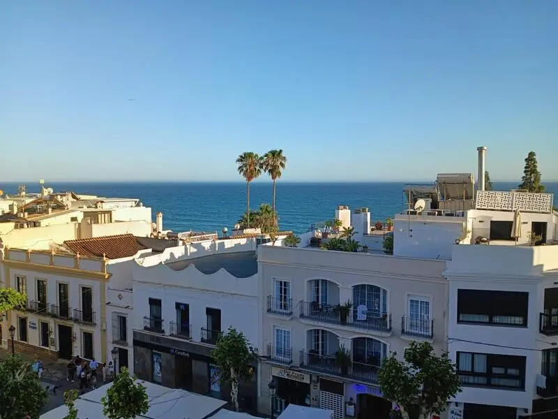 Casa de Pueblo en Nerja a Reformar 376m²