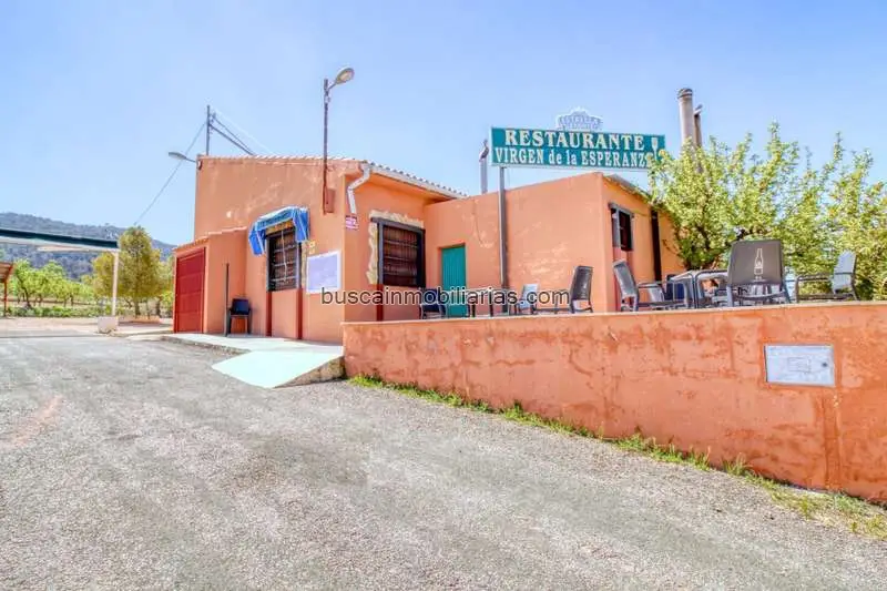 Bar en Venta Abanilla Totalmente Equipado 80 Personas