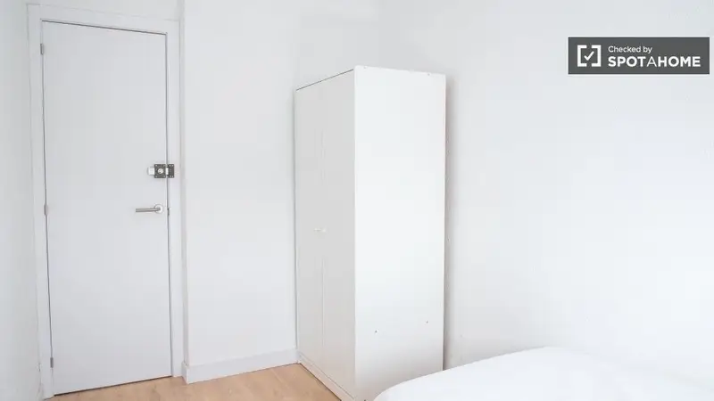 Apartamento 3 dormitorios Madrid 28026