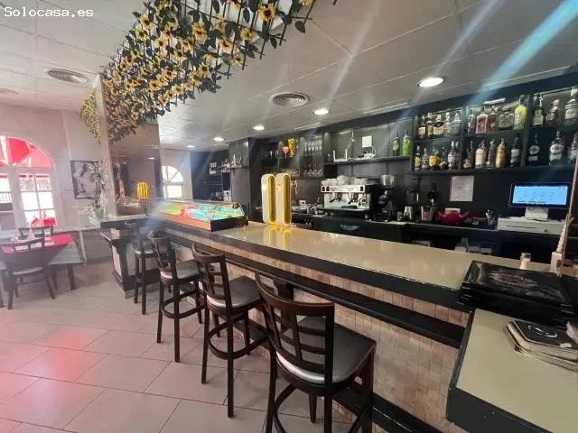 Restaurante en Venta Torrevieja Cerca de la Playa