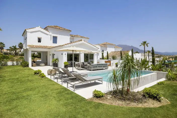 Villa en Costa del Sol 4 Dormitorios 4 Baños Piscina Cerca de la Playa