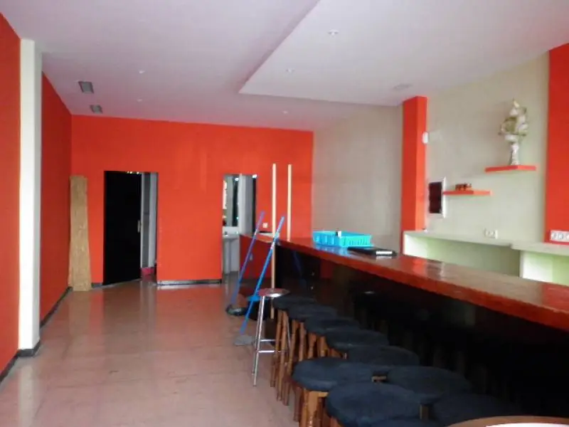 Venta Local Comercial Pueblo Levante Benidorm 95m2
