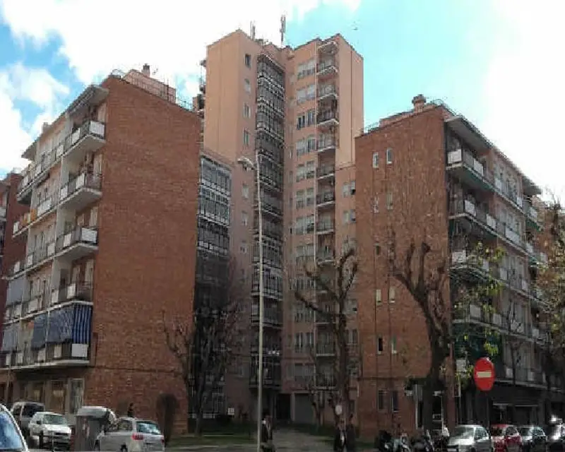 Piso 100m2 3 habitaciones 2 baños Lleida