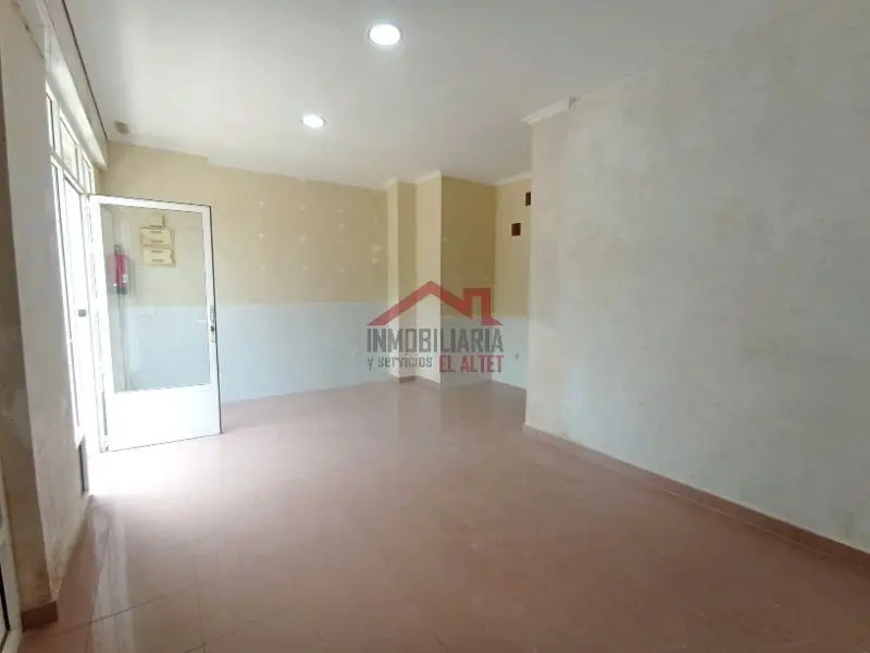 Local Comercial en Alquiler El Altet Elche Alicante