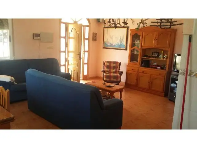 Casa Rural en Hondón de los Frailes con Piscina y Almacén