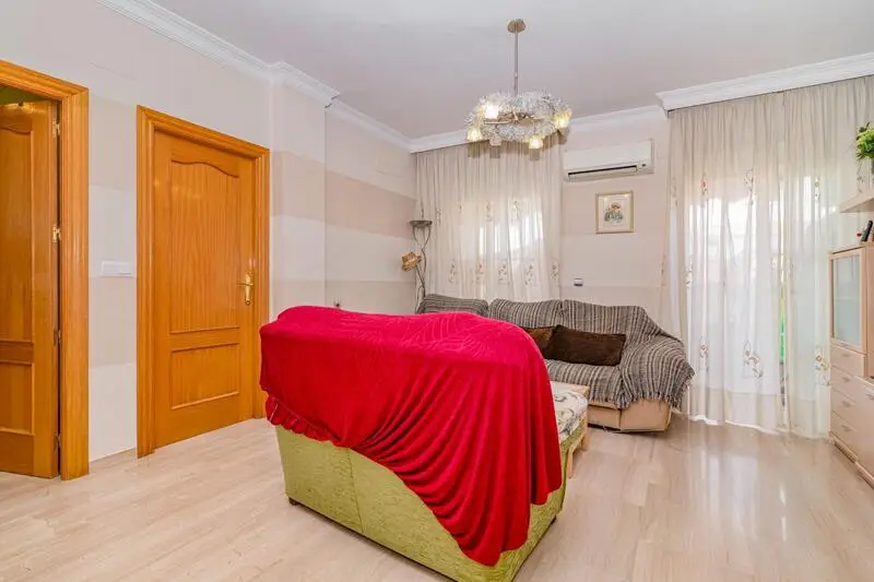 Apartamento en venta en H	jar Granada 2 dormitorios