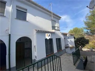 Casa Adosada 3 Dormitorios Montefrío Renovada