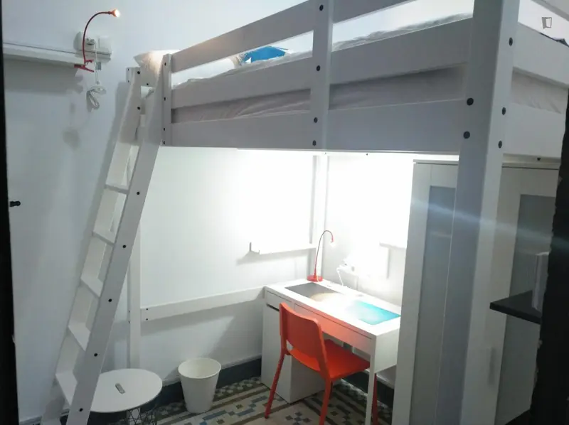 Habitacion Renovada Valencia Estudiantes Becarios