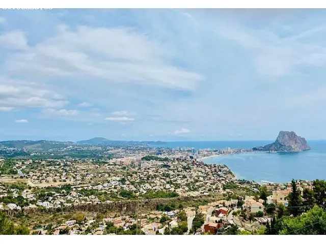 Villa de Lujo en Maryvilla Calpe con Vistas al Mar