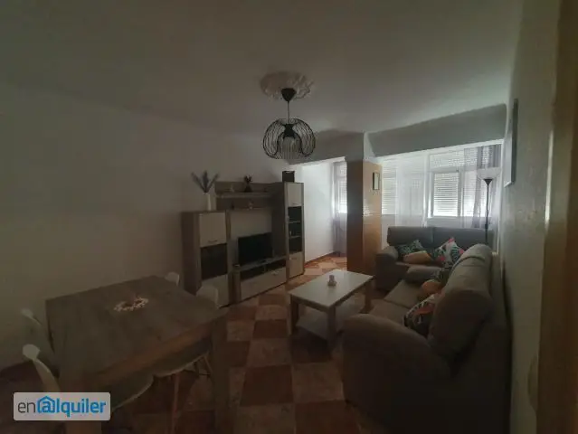 Alquiler piso amueblado ascensor Zona laguna