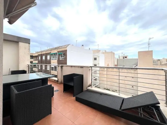 Atico 3 Dormitorios Torrevieja Centro Renovado