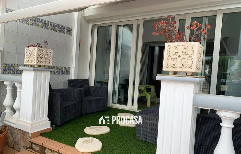 Chalet en Empuriabrava con amarre para embarcaciones