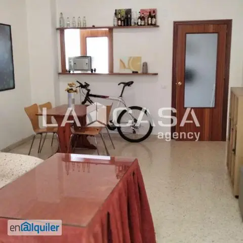 Alquiler Piso 4 Dormitorios 2 Baños Hospital Macarena Estudiantes