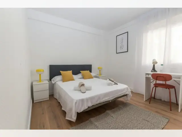 Habitacion Alquiler Malaga Apartamento Compartido Estudiantes Profesionales