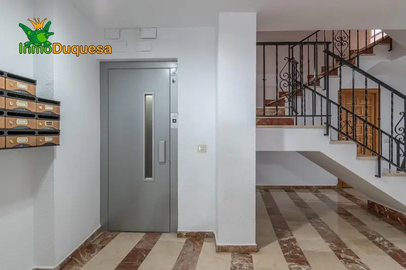 Estudio en venta Granada ciudad: Luminoso y céntrico junto al Hospital Real
