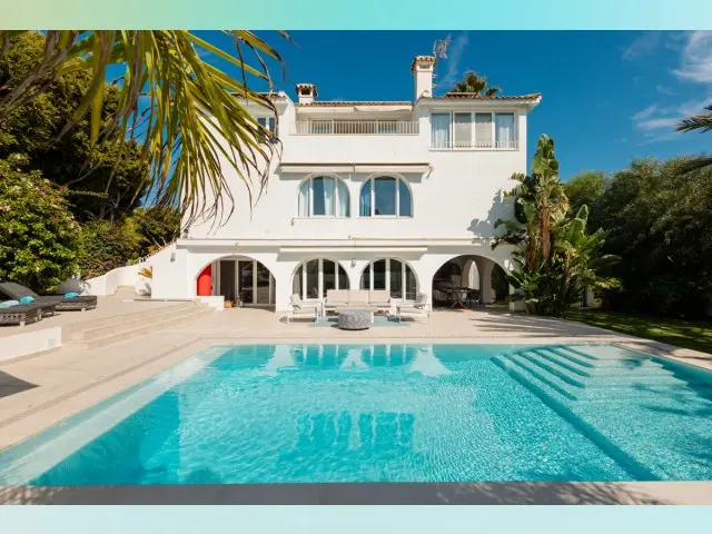 Villa de Lujo 6 Dormitorios Costabella Marbella