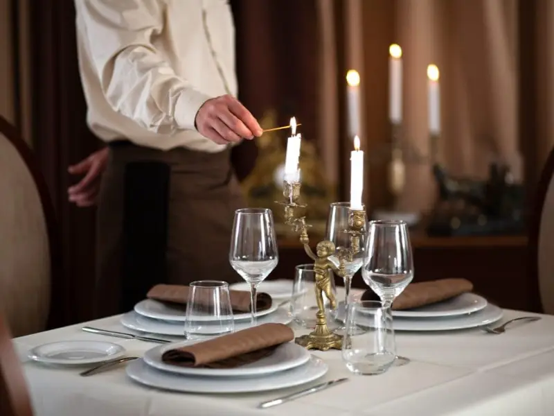 Venta Restaurante Equipado Benalmádena 350m2 85 Comensales