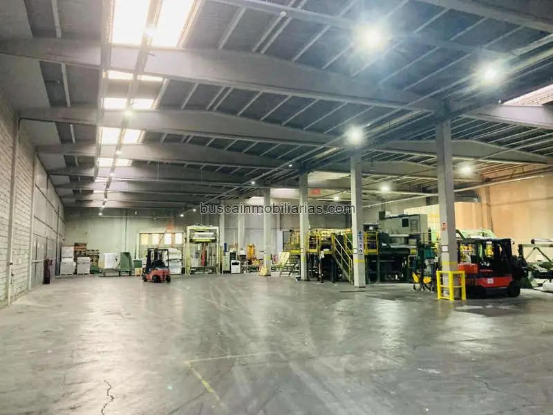 Nave Industrial en Venta Sant Feliu de Codines 3058m2
