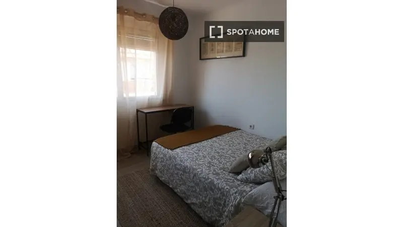 Alquiler Habitaciones Málaga Piso 3 Dormitorios Amueblado