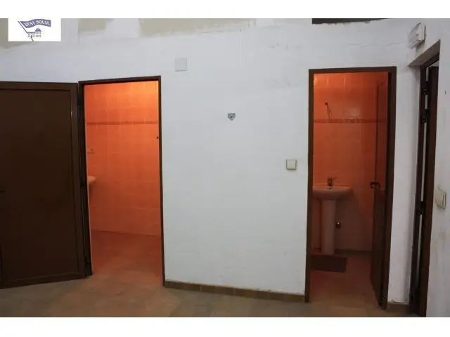 Local Comercial en Albacete Zona Industria 250m2