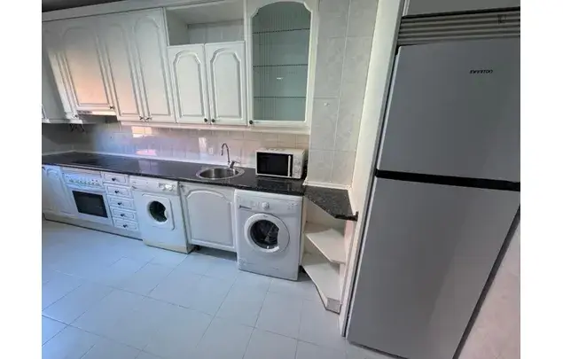Apartamento 5 Dormitorios Alquiler Alcalá de Henares 3-24 Meses