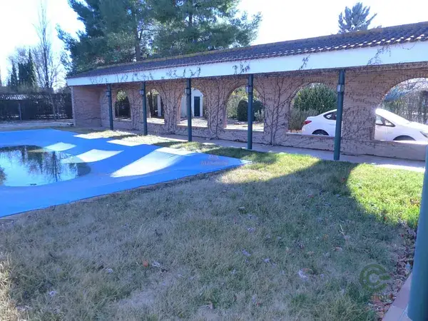 Casa en venta Albacete 4 dormitorios 2 baños piscina