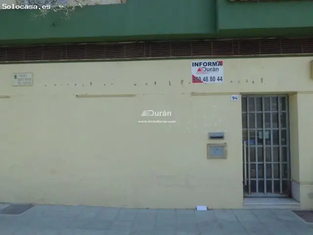 Local Comercial en Venta en Carmona 118m2 Obra Nueva