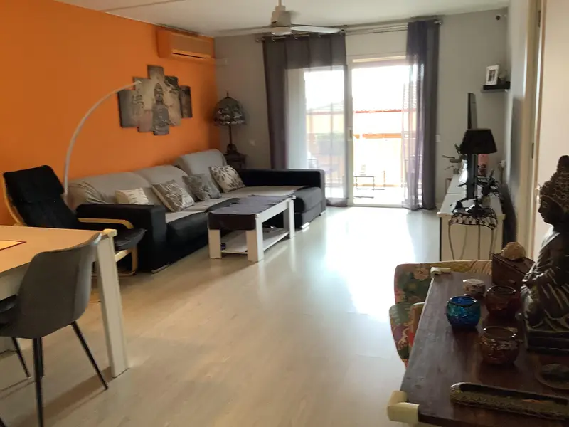 Piso en venta Masnou centro 4 habitaciones 2 baños terraza parking