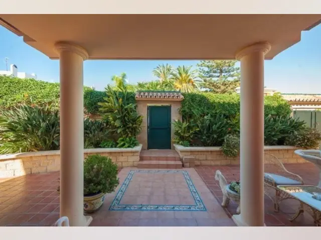 Casa Villa 5 Dormitorios Torremolinos Cerca Playa Piscina Jardin