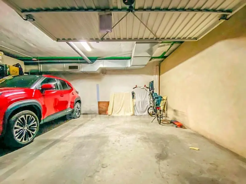 Garaje en Venta en Ciutadella Menorca 15m2 Puerta Automatica
