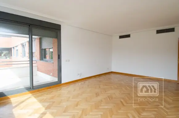Piso en Alquiler El Encinar de los Reyes 3 Dormitorios