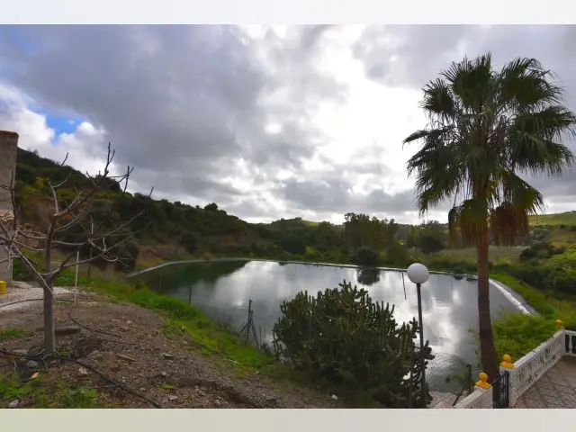 Granja de 8 Dormitorios en Venta Mijas Costa del Sol