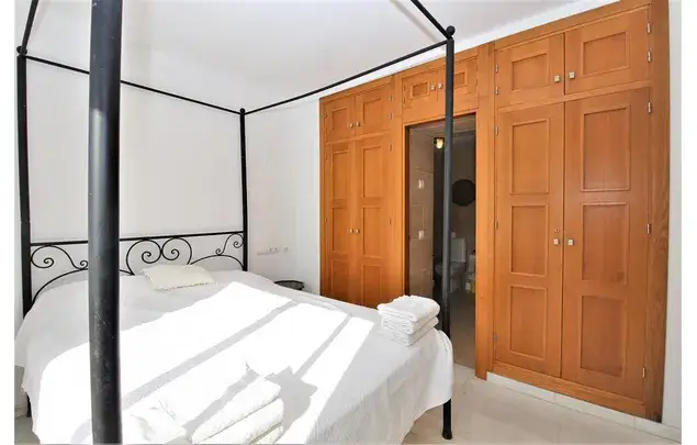 Alquiler casa 4 dormitorios Estepona playa 8 personas