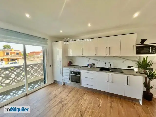 Alquiler Piso Garaje Son Ferrer: Apartamento con Piscina