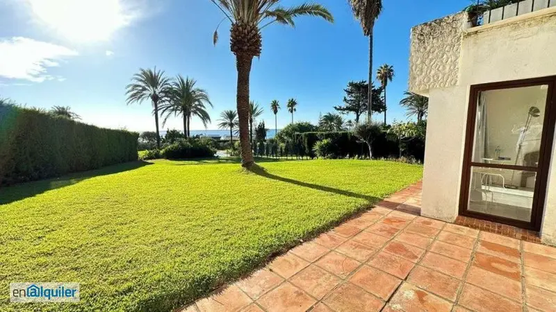 Alquiler casa amueblada piscina Playa bahía dorada