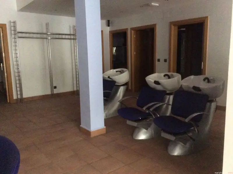Local Comercial en Venta Bilbao - Peluqueria Estetica