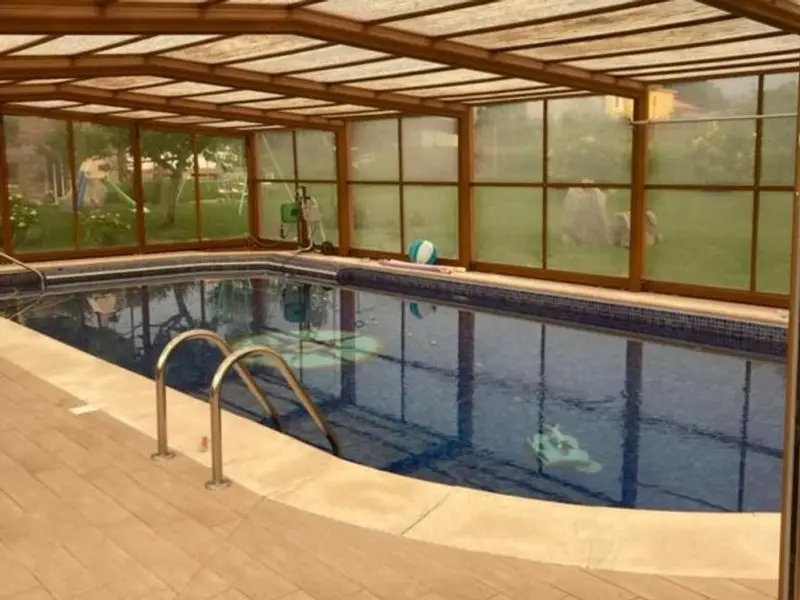 Chalet en Oviedo con 7 habitaciones y piscina - Adaptado para movilidad reducida