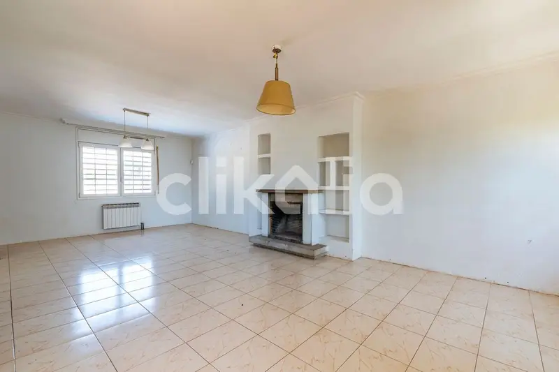 Piso en Venta Vilafortuny 230m2 3 Dormitorios 2 Baños Piscina Parking