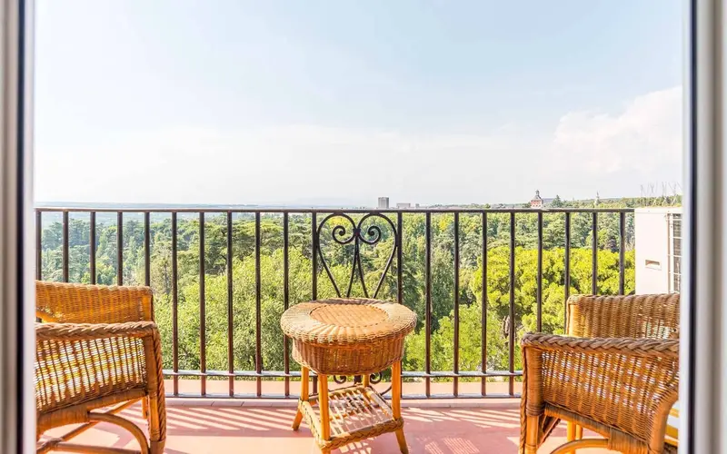 Piso en Alquiler Argüelles 6 Dormitorios Garaje Vistas Parque Oeste