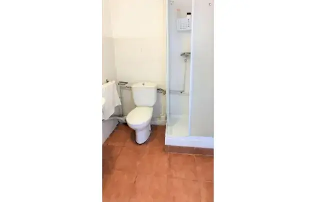 Apartamento 8 habitaciones Barcelona Les Corts Estudiantes Camp Nou