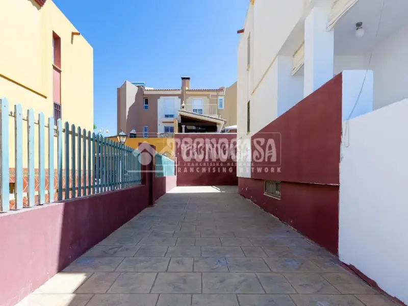 Casa Adosada en Venta Velez Malaga El Limonar 169m2