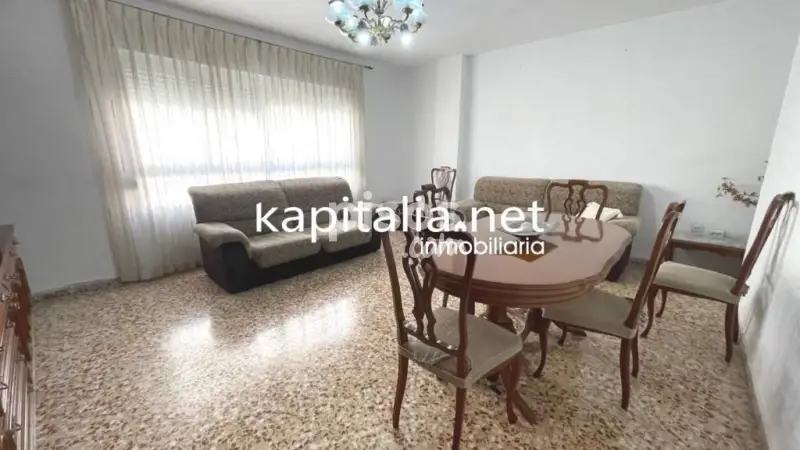 Piso en venta en Xativa con parking y ascensor