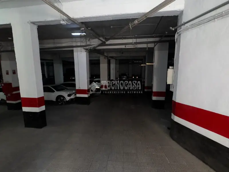 Plaza de Garaje con Trastero en Bailen