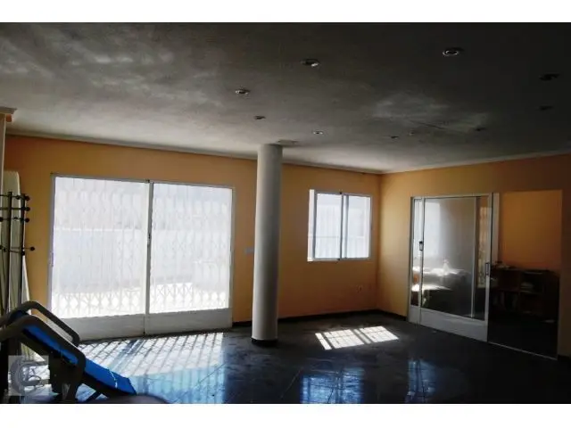 Local Comercial Torrevieja 3 Plantas Ideal Clinica Hotel