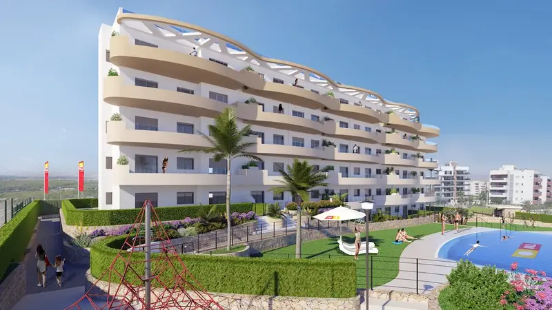 Apartamento en Arenales del Sol con Piscina