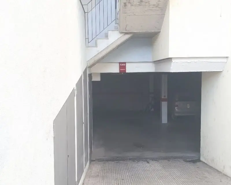Garaje en Venta en Cassà de la Selva 28m²