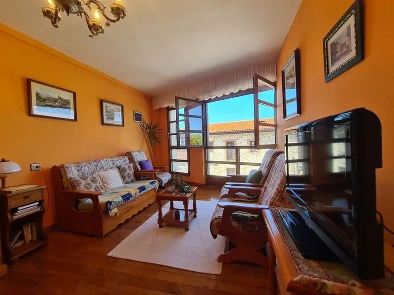Piso en venta en Llanes con vistas al mar
