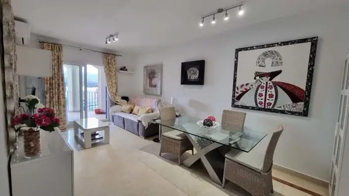 Apartamento 2 Dormitorios San Luis de Sabinillas Primera Linea de Playa